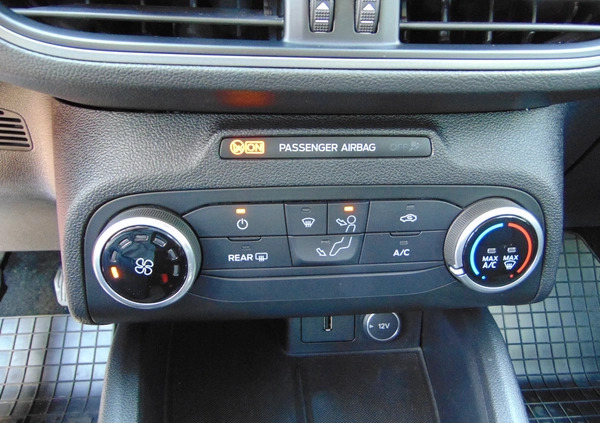 Ford Focus cena 65900 przebieg: 54872, rok produkcji 2019 z Ełk małe 436